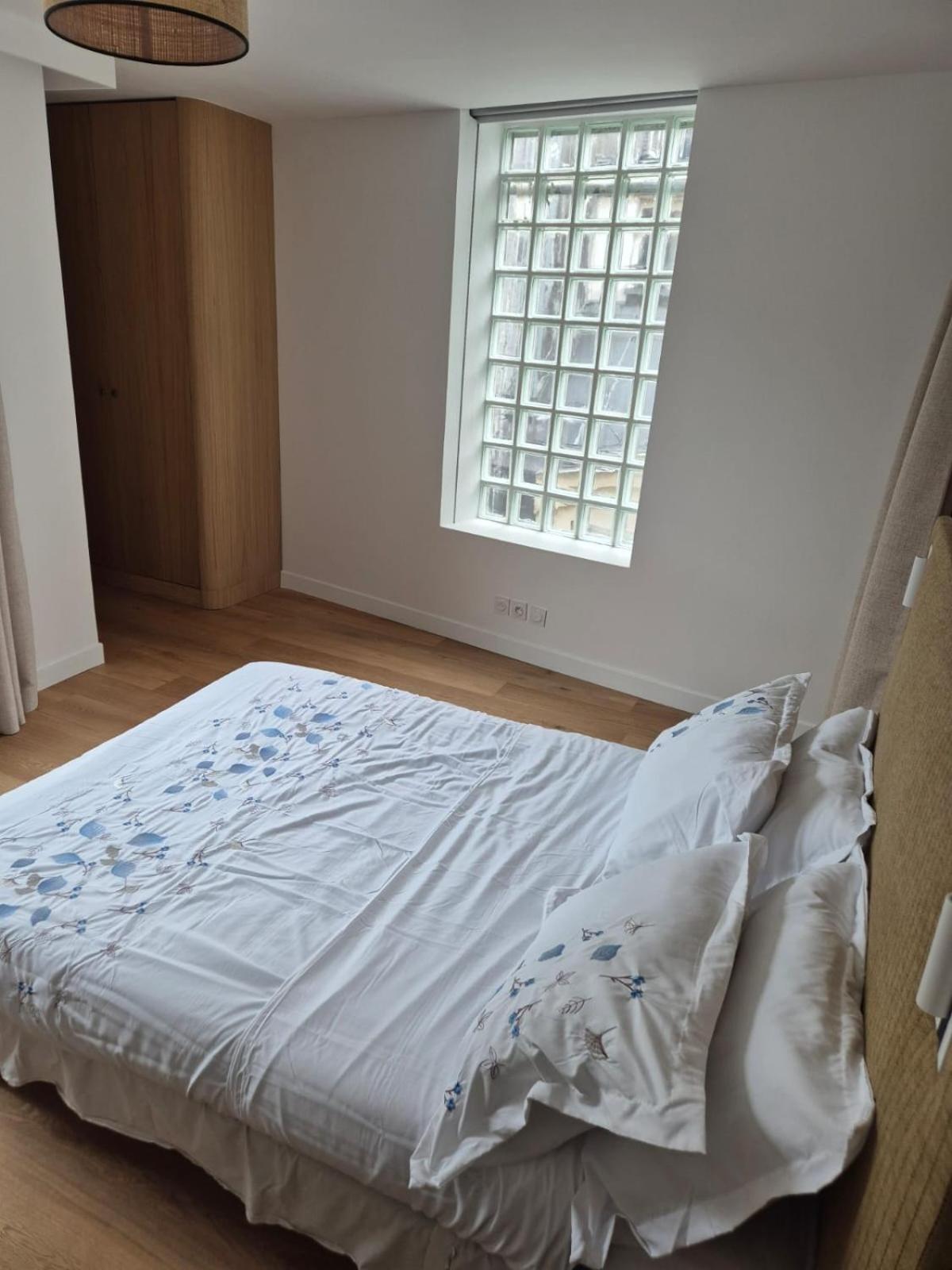 Apartment Cozy Centre, 5 Mins Louvre *